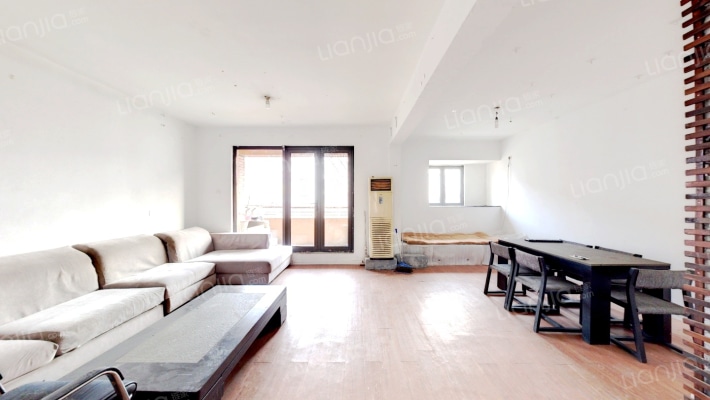 社会山花园三区二手房实景图