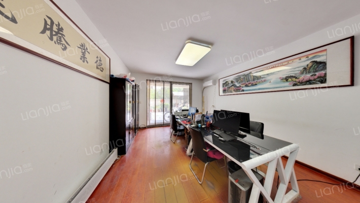 鸿园梧桐苑二手房实景图