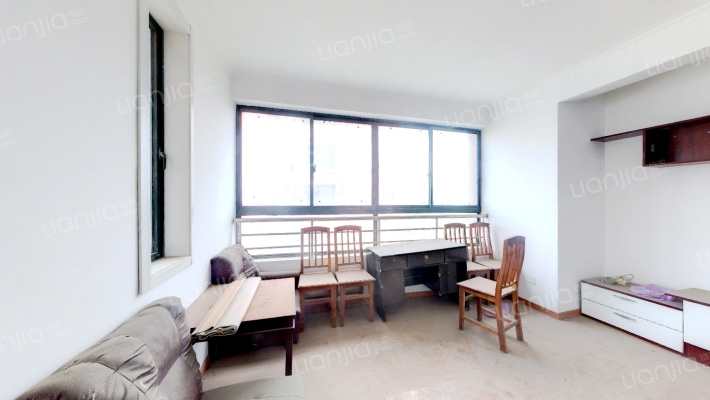 汇景新城二手房实景图