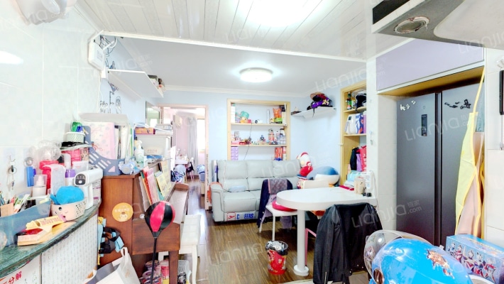 控江路1039弄二手房实景图