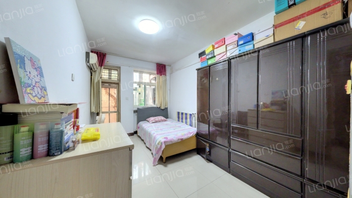 新兴大街41号院二手房实景图