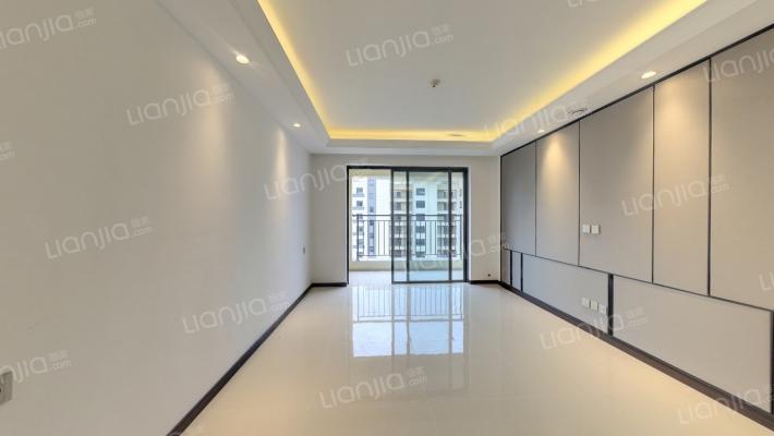 绿地新里城二期二手房实景图