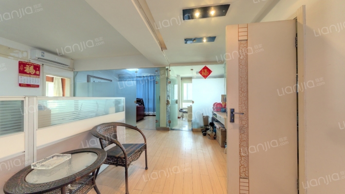 银河华庭二手房实景图