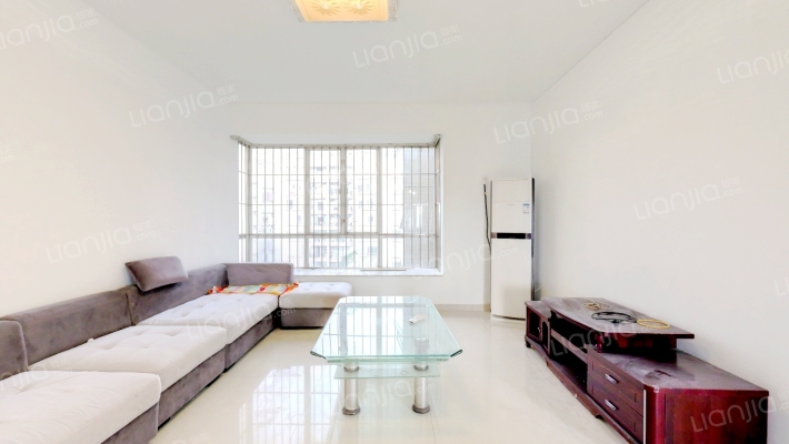 宇宏健康花城一期二手房实景图