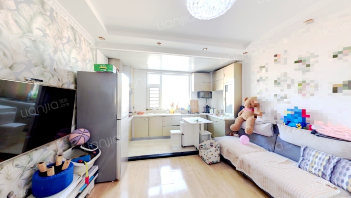 万龙第八城B区二手房实景图