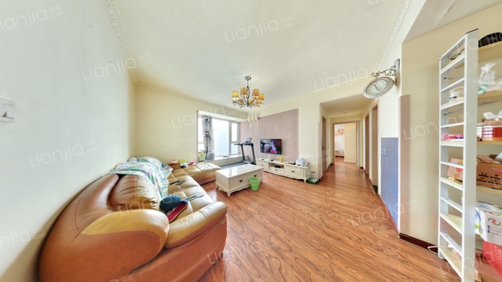 置信逸都C区二手房实景图