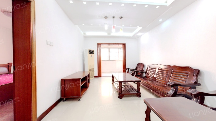 前进公寓二手房实景图