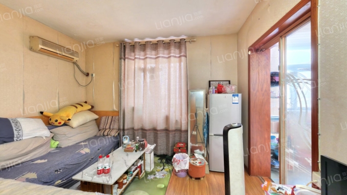 世纪广场二手房实景图