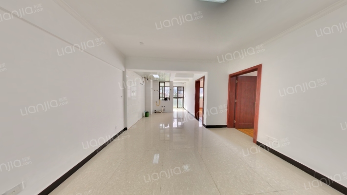 保利六合二手房实景图