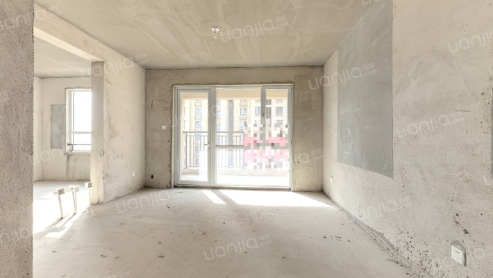 中梁珑府二手房实景图