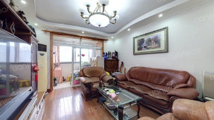 华师大三村二手房实景图