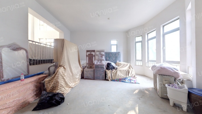 山水华门岭秀苑二手房实景图