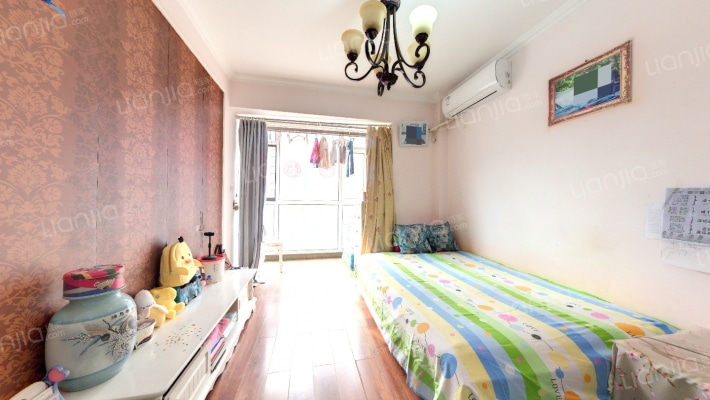 西山逸林二手房实景图