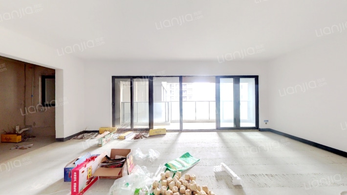 融创九樾府B区二手房实景图