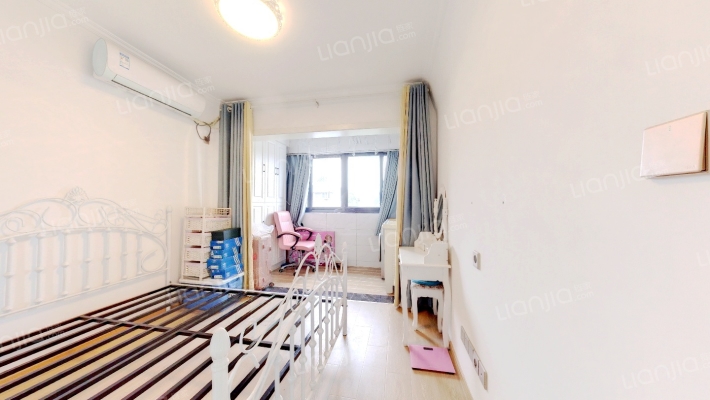 和燕路293号二手房实景图