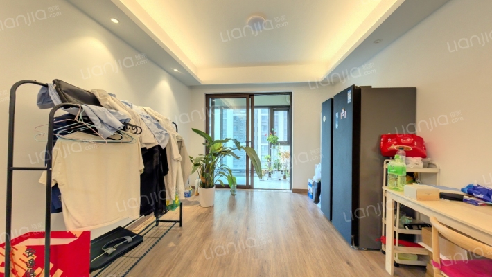 保利悦公馆二手房实景图