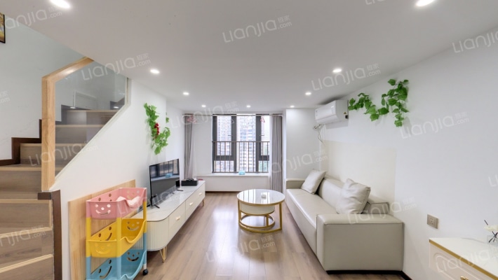 越秀悦湖台二手房实景图