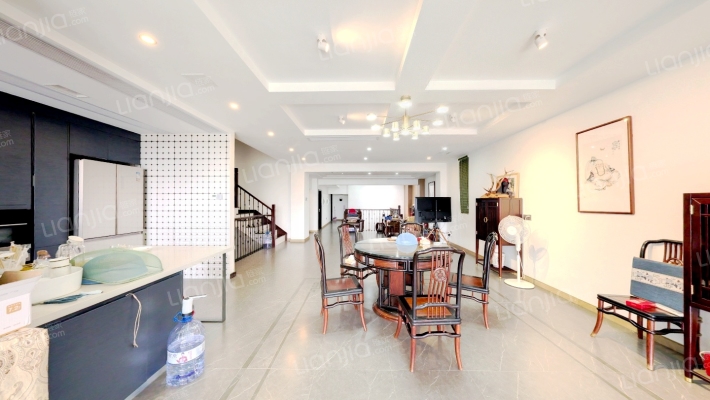 龙江云山墅二手房实景图