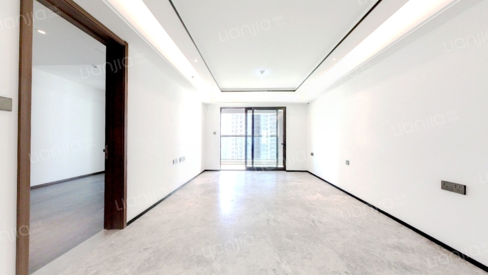 万科公园5号二手房实景图