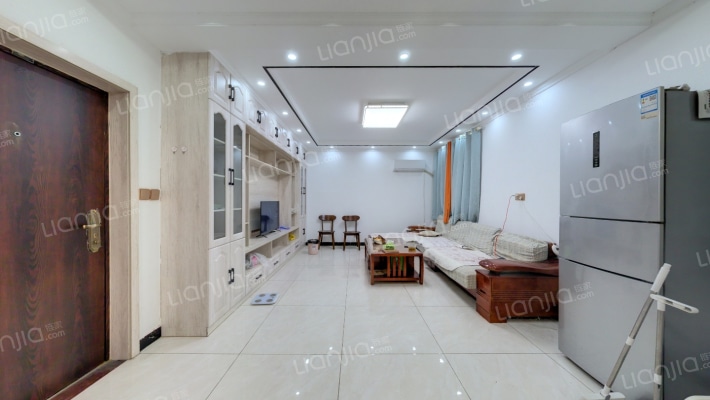 高盛国际花园城二手房实景图