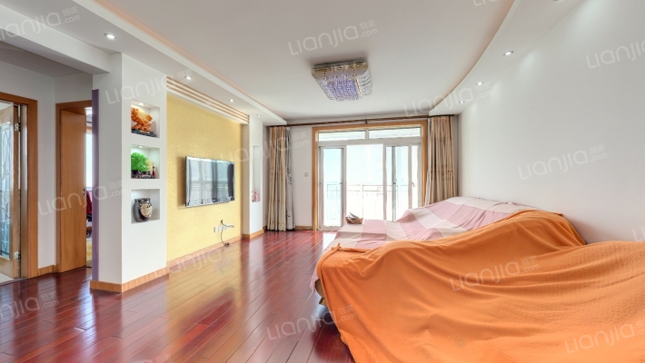 中凌东港苑二手房实景图