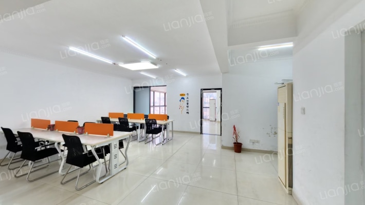 财富港湾二手房实景图