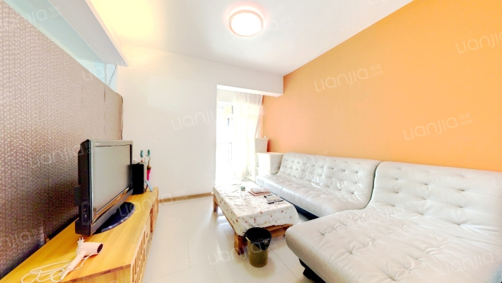 假日滨江花园C区二手房实景图