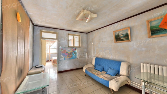 小察院二手房实景图