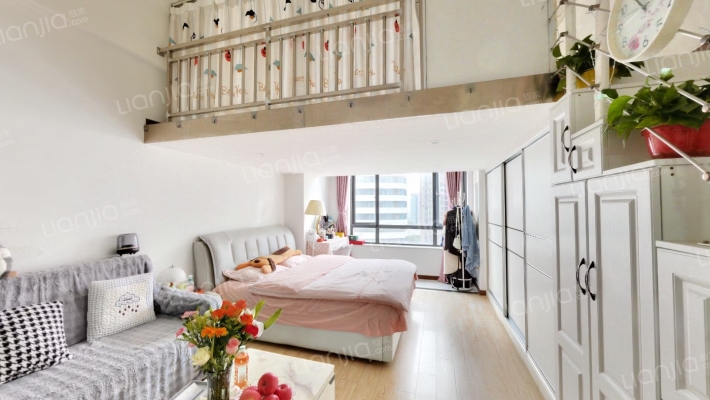 健龙果岭公元二期二手房实景图