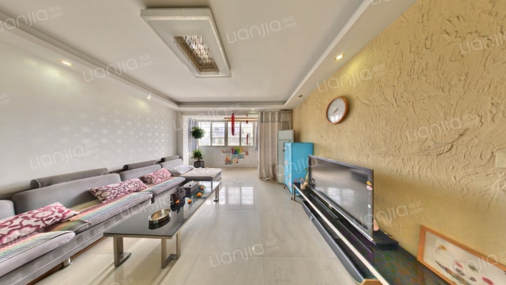 西城公寓二手房实景图