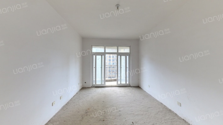 泊爱蓝湾二手房实景图