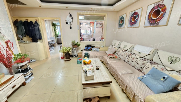 晋泉小区二手房实景图