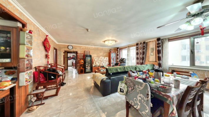 加利大厦二手房实景图