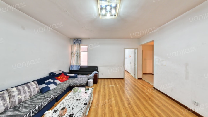 兰港怡园A区二手房实景图