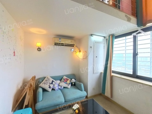 整租·鑫鑫国际 1室1厅 复式 西