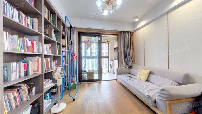 新桥风情二手房实景图