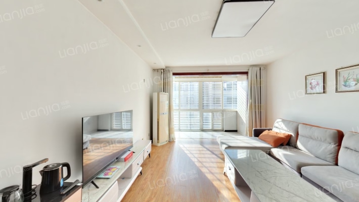 鑫港花园南区二手房实景图