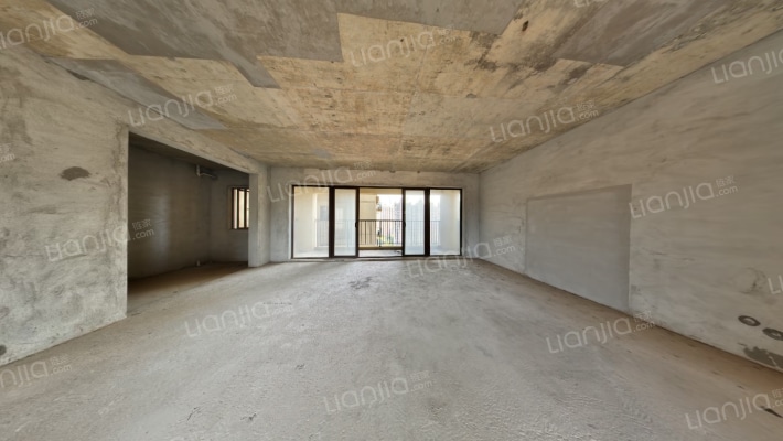 城市山麓二手房实景图