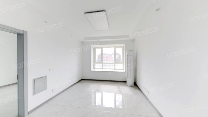 安德利鱼鸟河花园二手房实景图