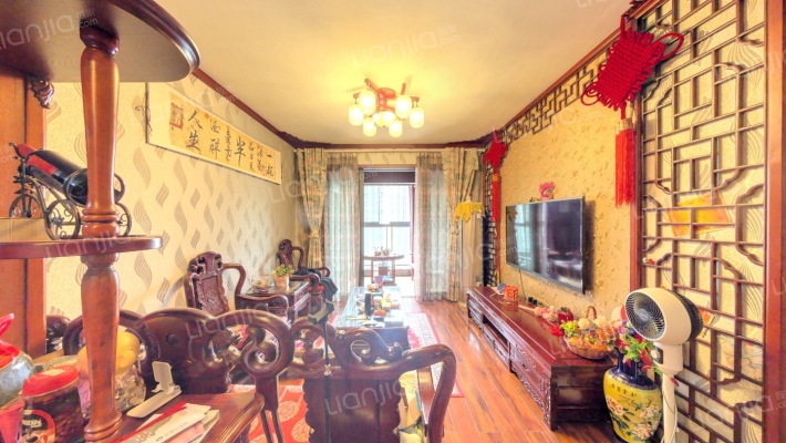 保利江上明珠馨园二手房实景图