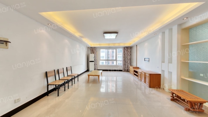 纬五路八号院二手房实景图