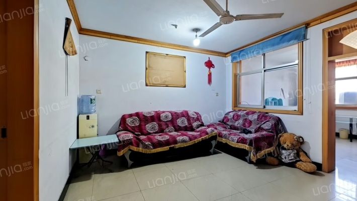 创卫馨苑小区二手房实景图