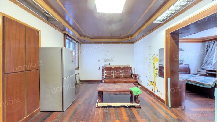 湄洲新村西区二手房实景图