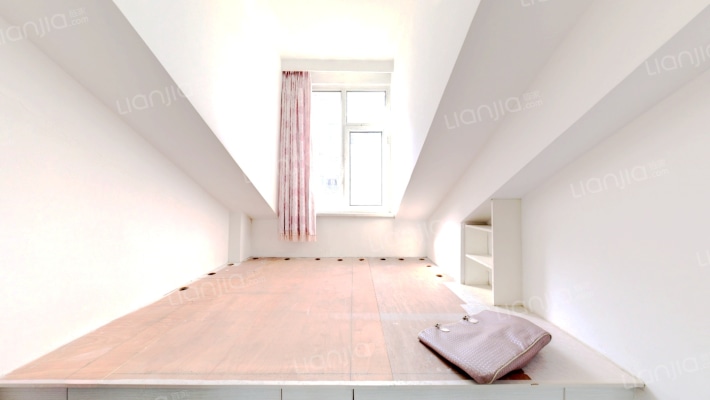 正大·清華苑二手房实景图