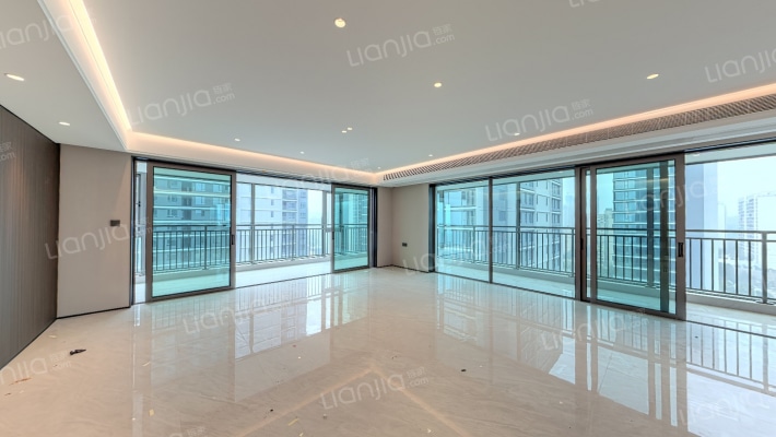 招商蛇口滨江境二手房实景图