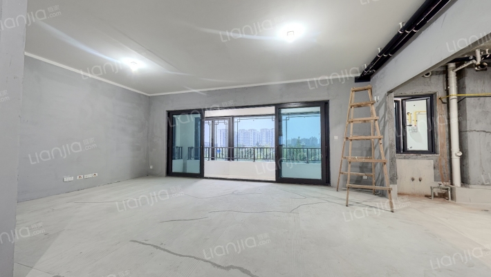 融创国宾雅集二手房实景图