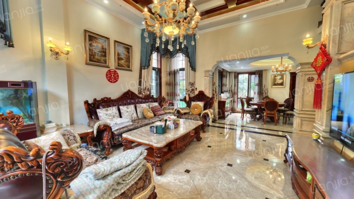 半山卫城朴墅二手房实景图