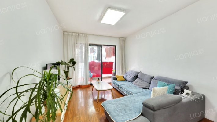 上河居二手房实景图