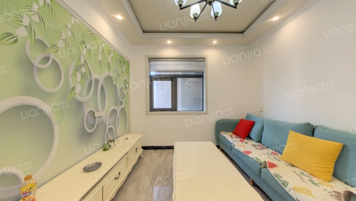 龙栖湾1号院二手房实景图