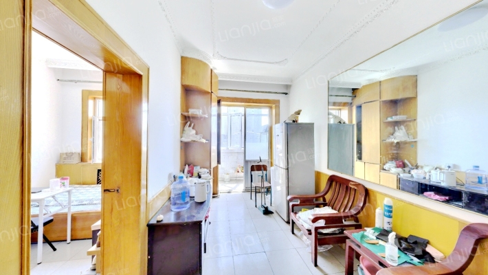 机床厂宿舍二手房实景图